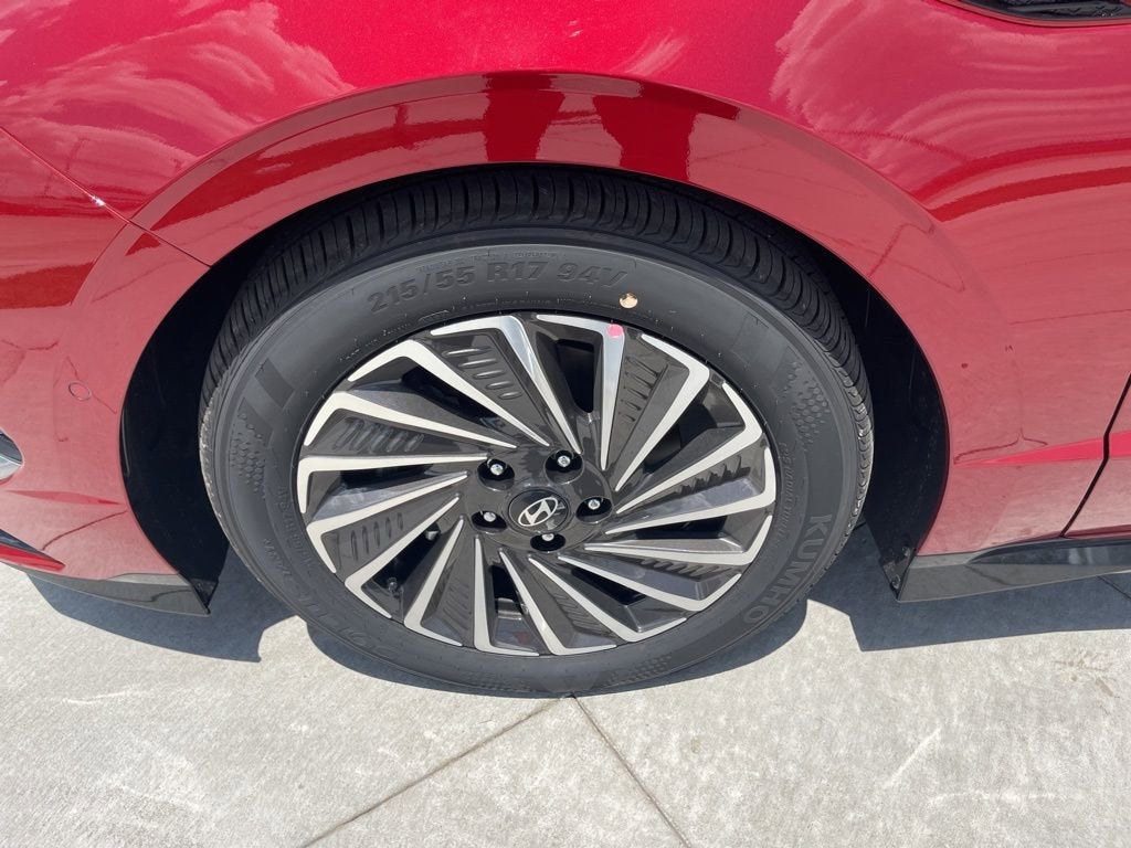 2025 Hyundai SONATA HYBRID Limited