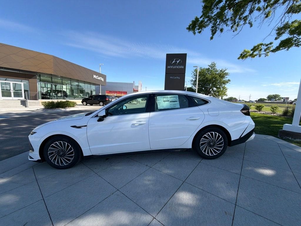 2026 Hyundai SONATA HYBRID Limited