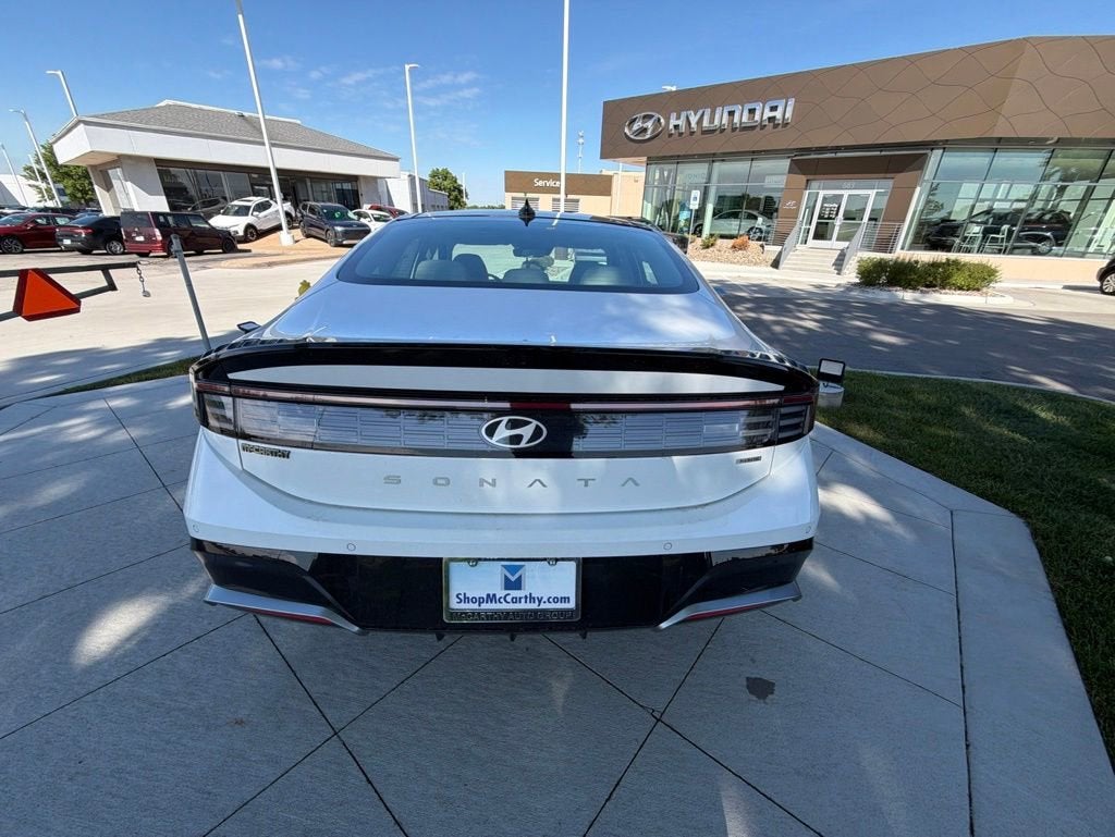 2026 Hyundai SONATA HYBRID Limited