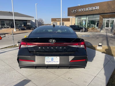 2026 Hyundai ELANTRA SE