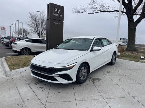 2026 Hyundai ELANTRA SE