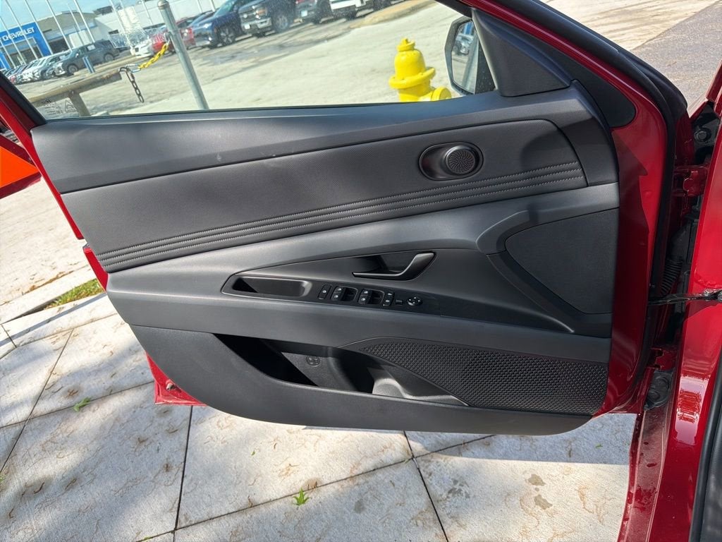 2025 Hyundai ELANTRA HYBRID SEL Sport