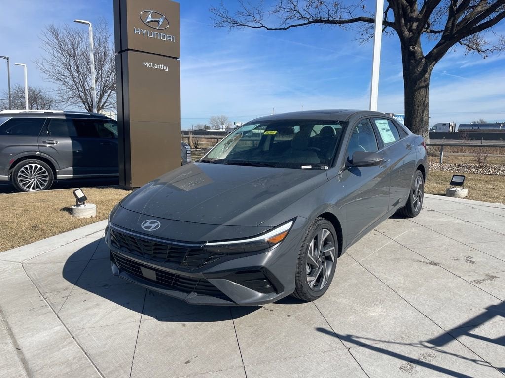 2026 Hyundai ELANTRA Limited