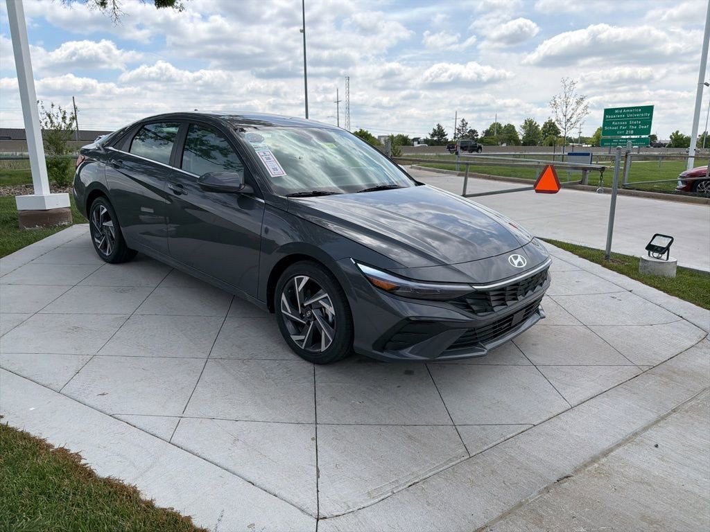 2026 Hyundai ELANTRA Limited