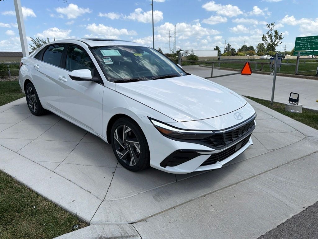 2026 Hyundai ELANTRA Limited