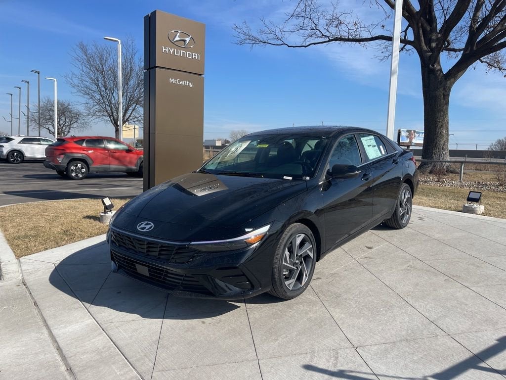 2026 Hyundai ELANTRA Limited