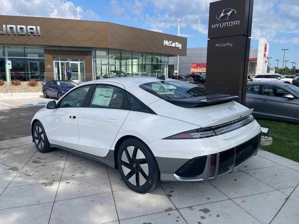 2025 Hyundai IONIQ 6 SE