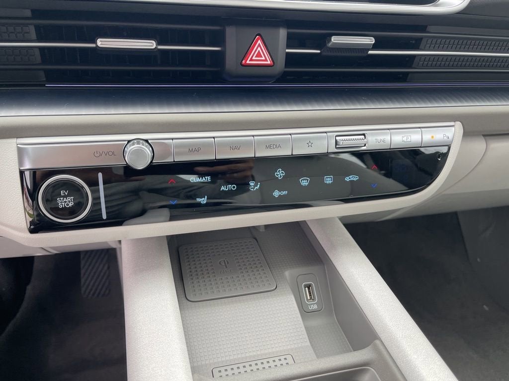 2025 Hyundai IONIQ 6 SEL