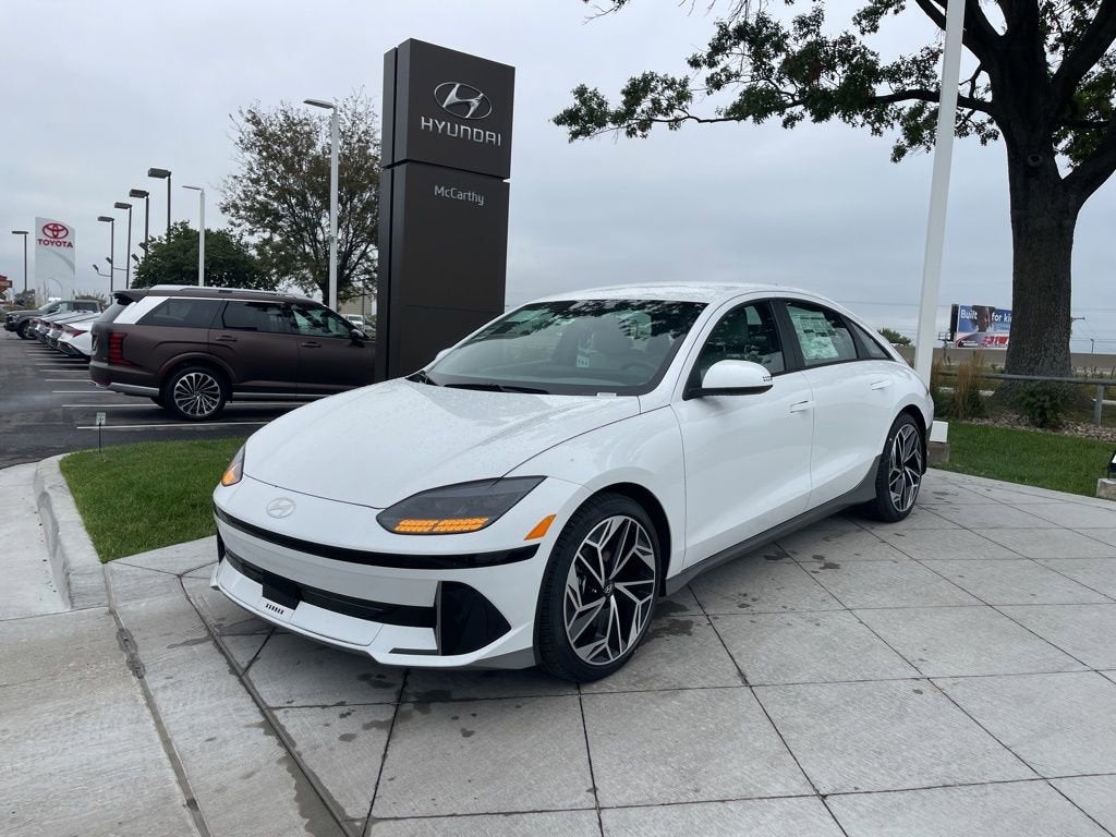 2025 Hyundai IONIQ 6 SEL