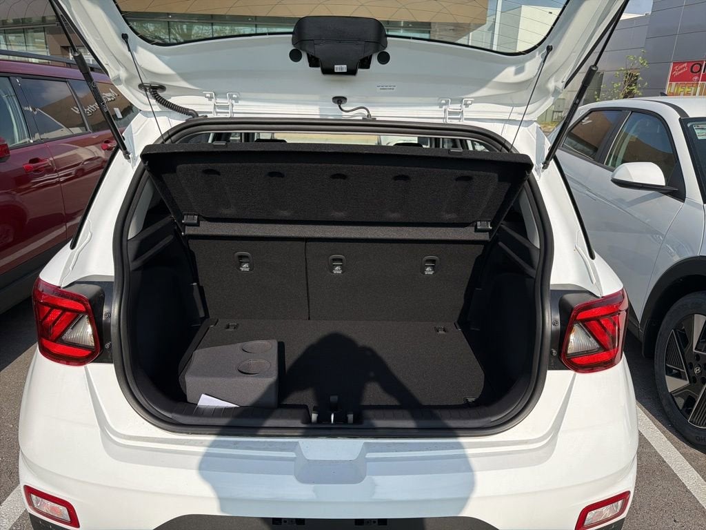 2026 Hyundai VENUE SE
