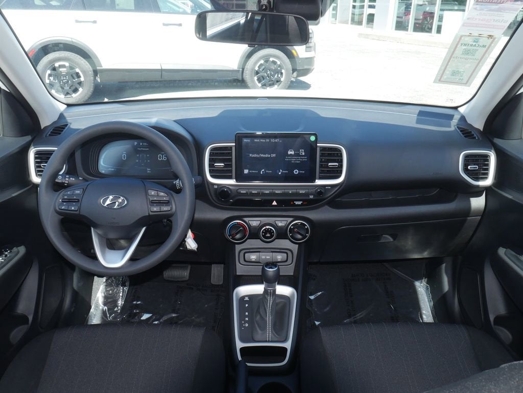 2026 Hyundai VENUE SE