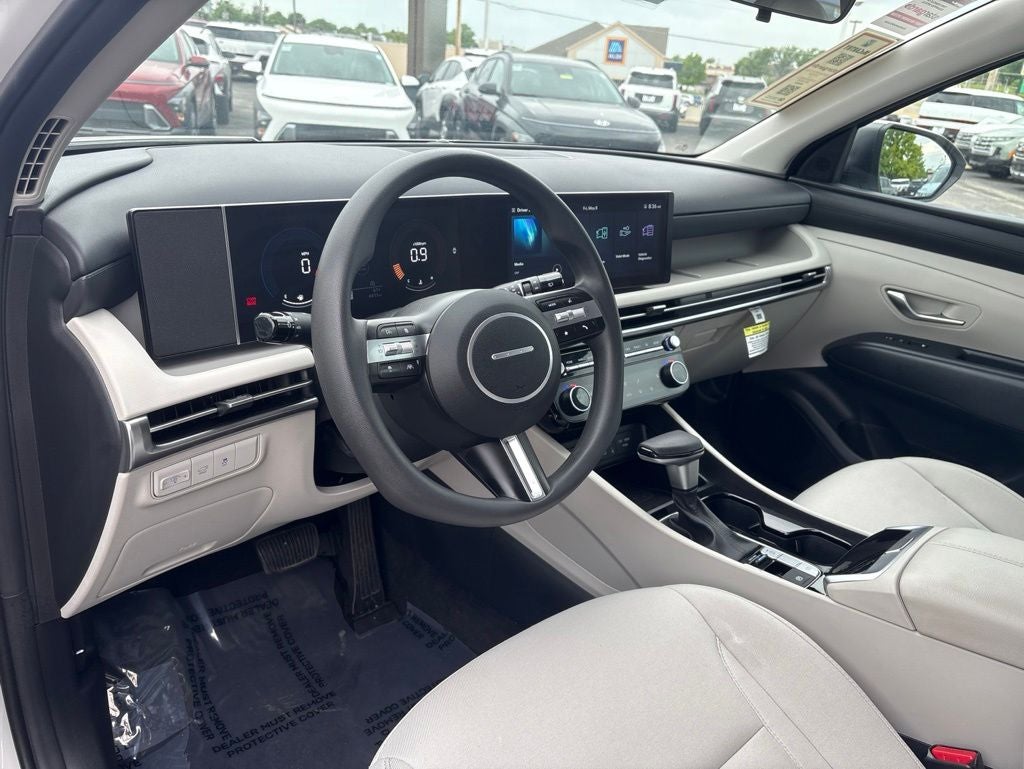 2025 Hyundai TUCSON SEL