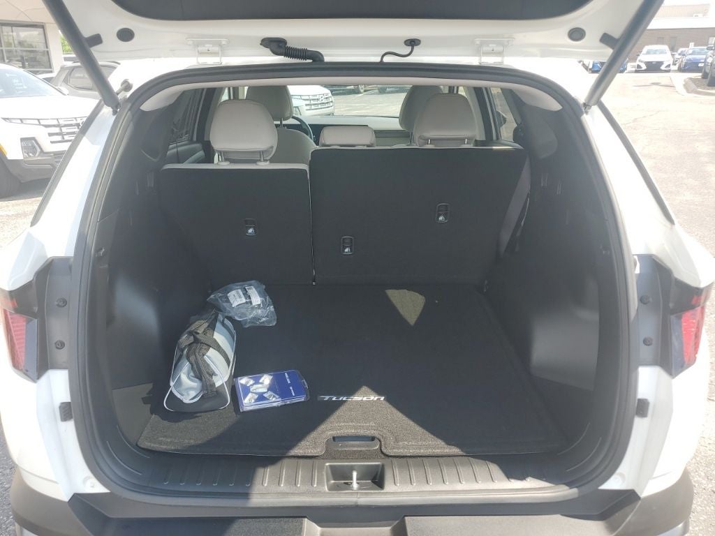 2025 Hyundai TUCSON SEL