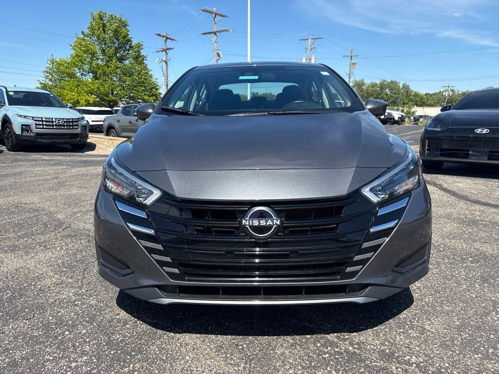 2025 Nissan Versa 1.6 SV