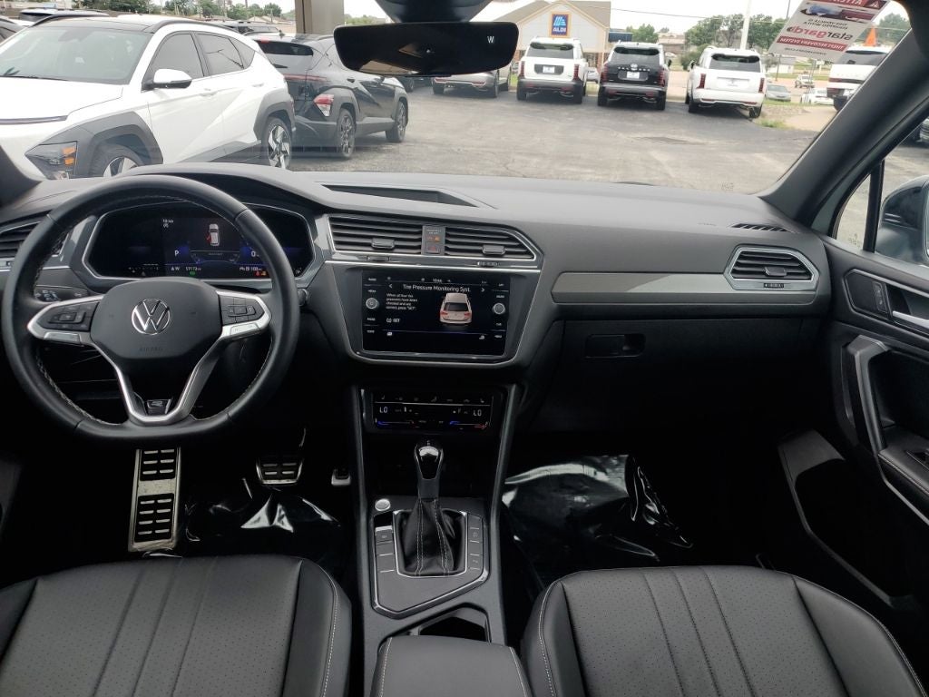 2023 Volkswagen Tiguan 2.0T SE R-Line Black