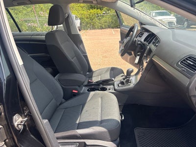 2016 Volkswagen Golf TSI S 4-Door