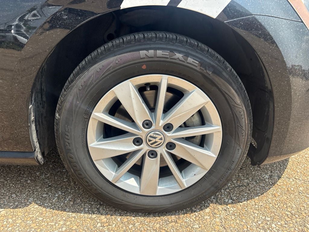 2016 Volkswagen Golf TSI S 4-Door
