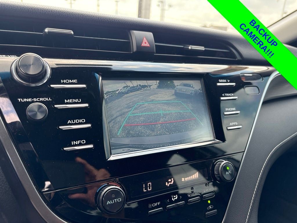 2018 Toyota Camry SE