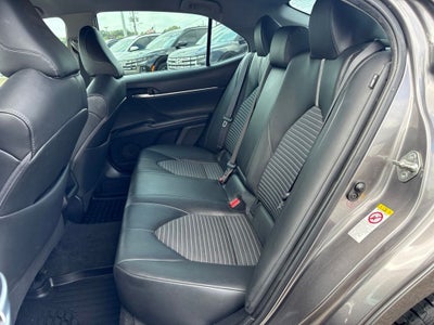 2018 Toyota Camry SE