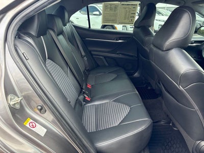 2018 Toyota Camry SE