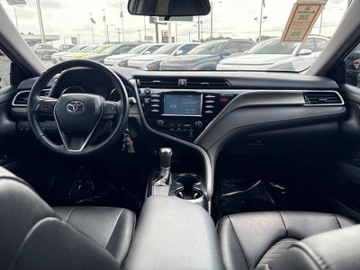 2018 Toyota Camry SE