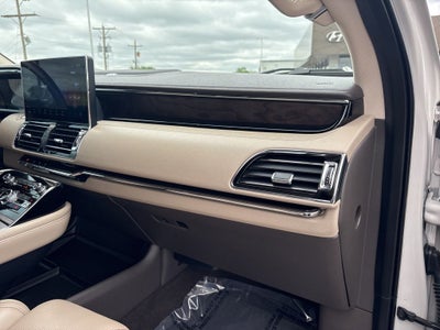 2023 Lincoln Navigator L Reserve