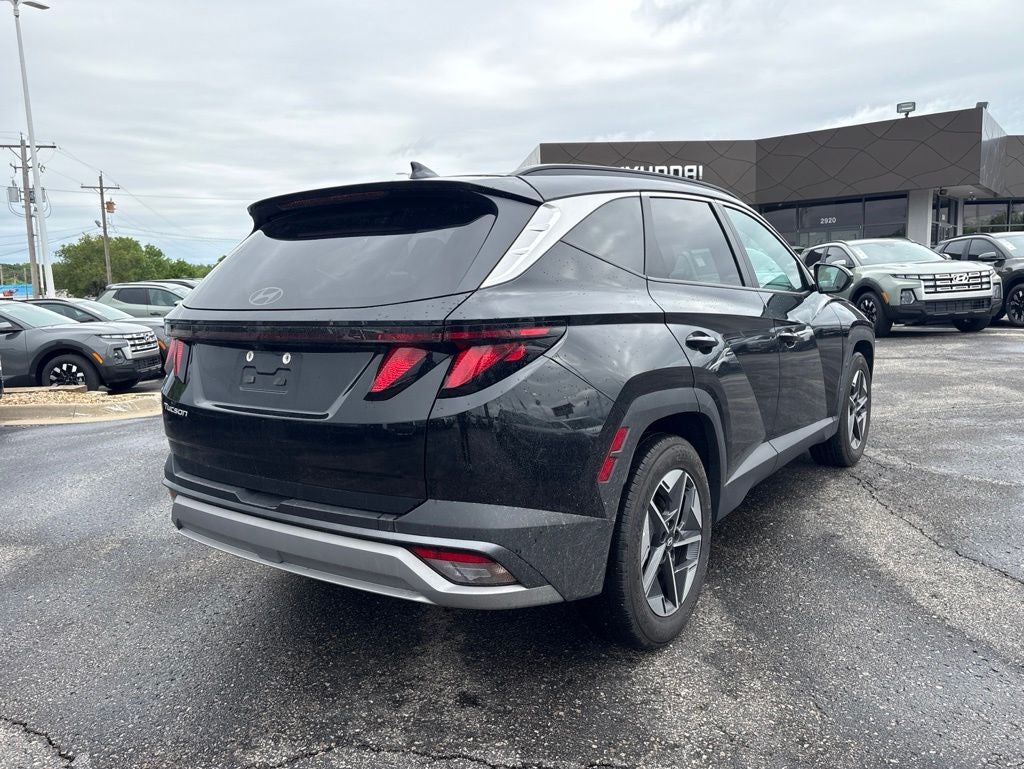 2025 Hyundai TUCSON SEL