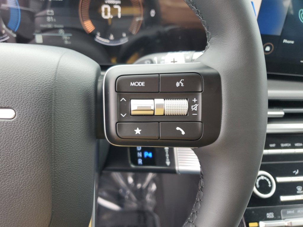 2027 Hyundai SANTA FE SE FWD