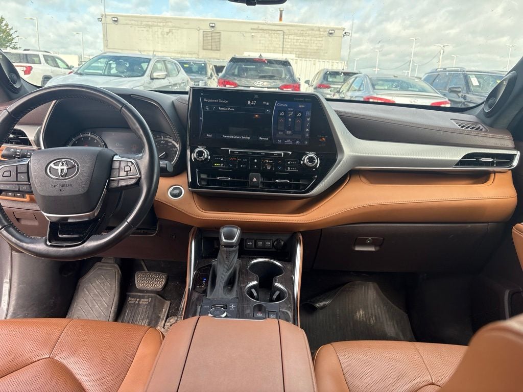 2021 Toyota Highlander Platinum