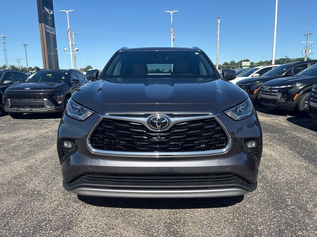 2021 Toyota Highlander Platinum