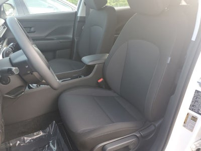 2026 Hyundai KONA SE FWD