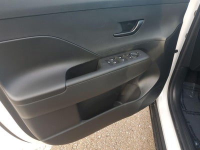 2026 Hyundai KONA SE FWD