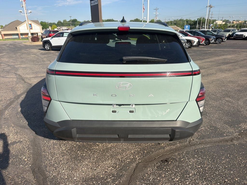 2025 Hyundai KONA SEL