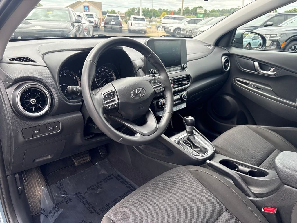 2022 Hyundai KONA SEL