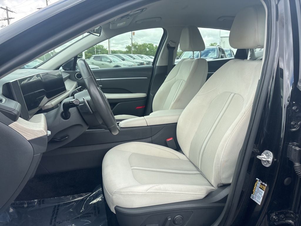 2025 Hyundai SONATA HYBRID SEL