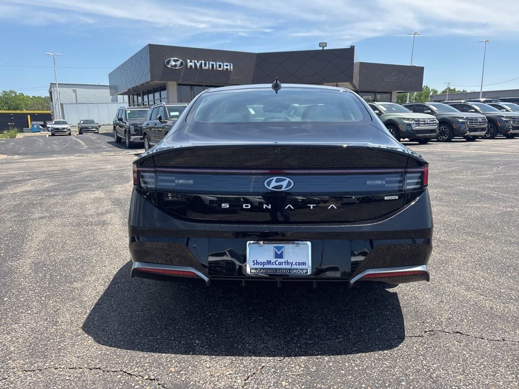 2025 Hyundai SONATA HYBRID SEL