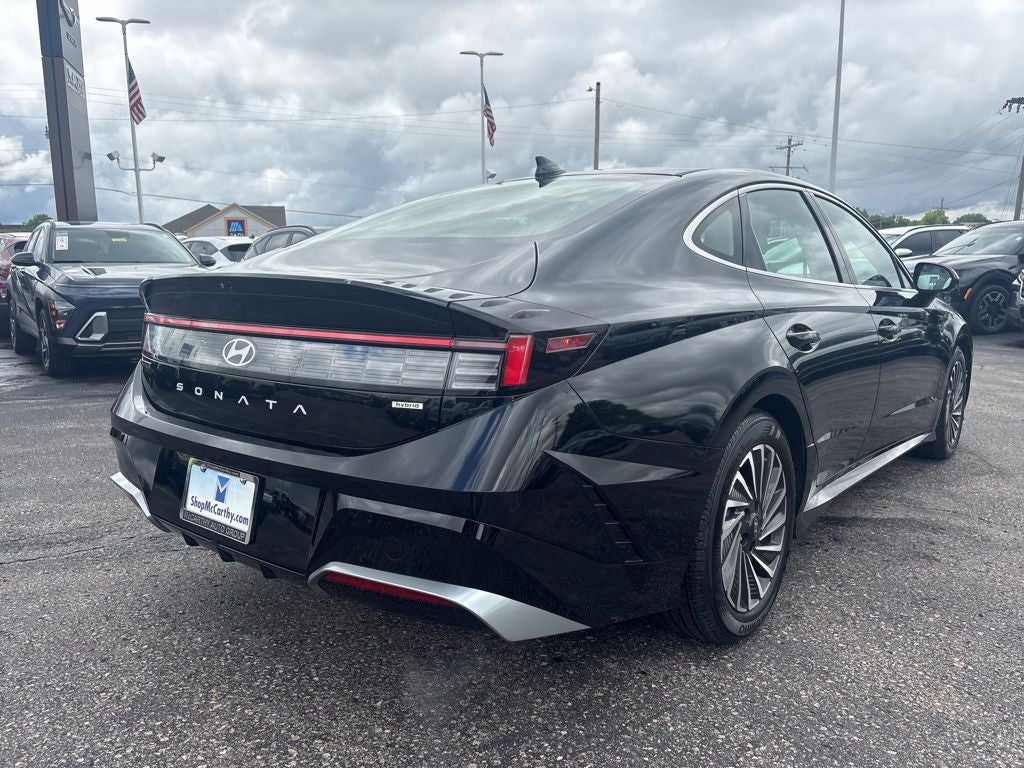 2025 Hyundai SONATA HYBRID SEL