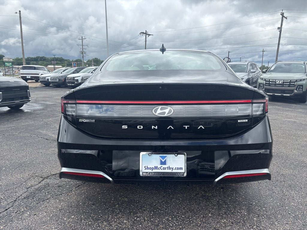 2025 Hyundai SONATA HYBRID SEL