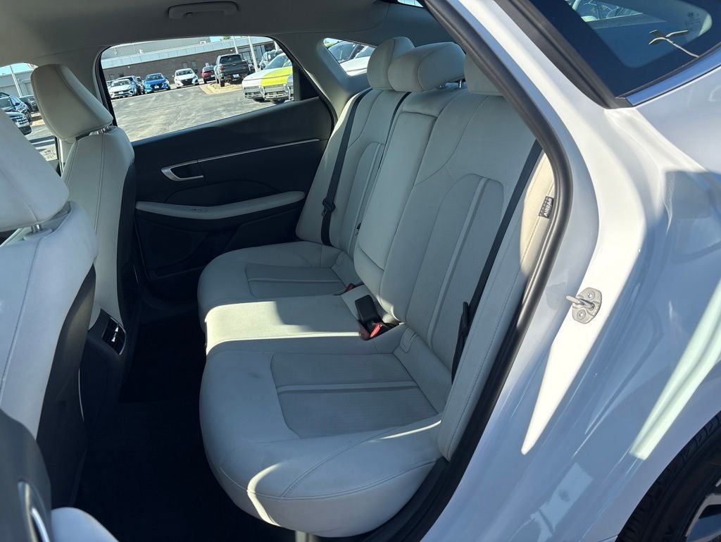 2025 Hyundai SONATA HYBRID SEL