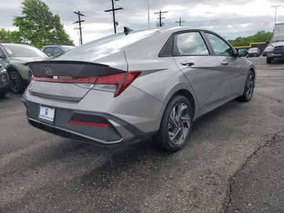 2025 Hyundai ELANTRA SEL Sport