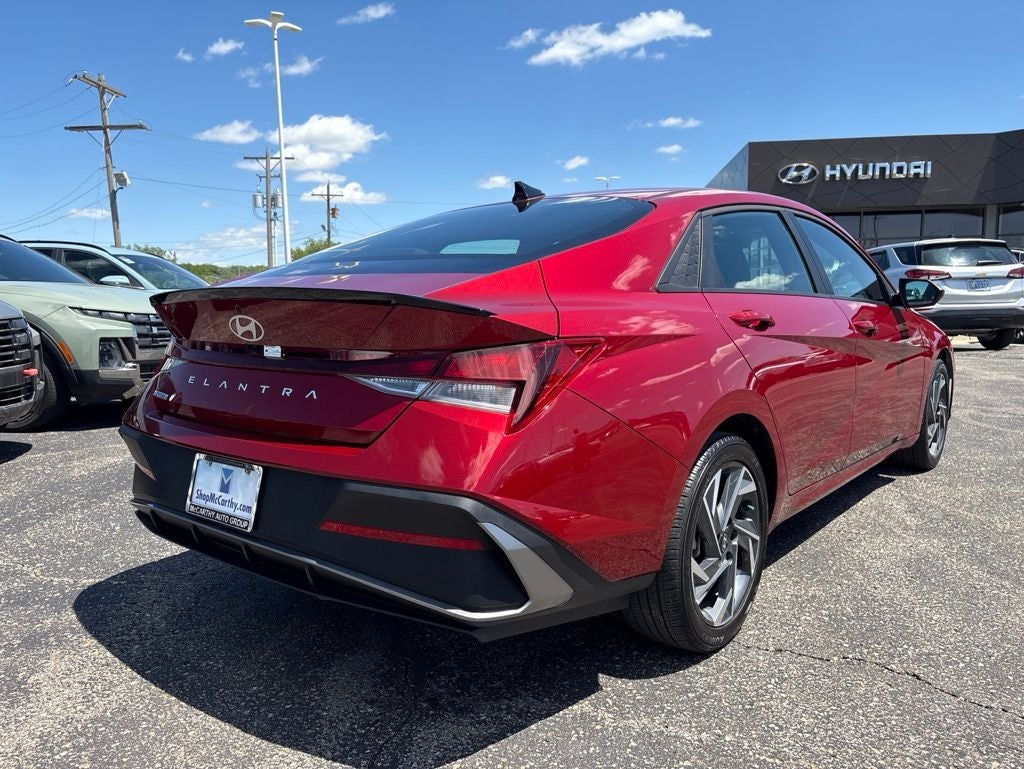 2025 Hyundai ELANTRA SEL Sport