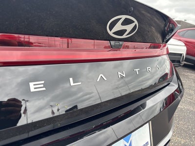 2025 Hyundai ELANTRA SEL Convenience