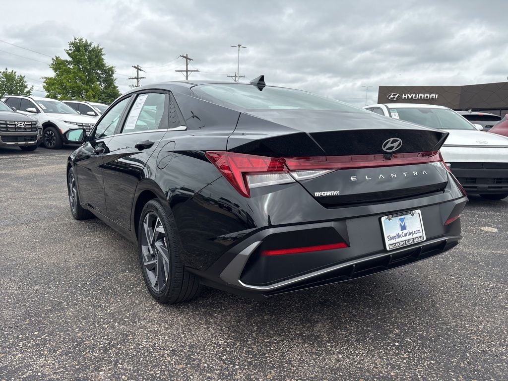 2025 Hyundai ELANTRA SEL Convenience