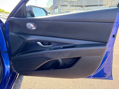 2025 Hyundai ELANTRA SEL Convenience
