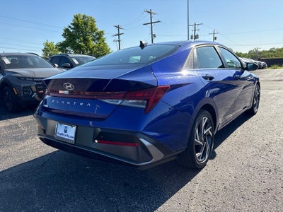 2025 Hyundai ELANTRA SEL Convenience