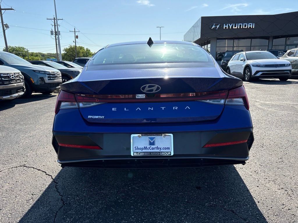 2025 Hyundai ELANTRA SEL Convenience