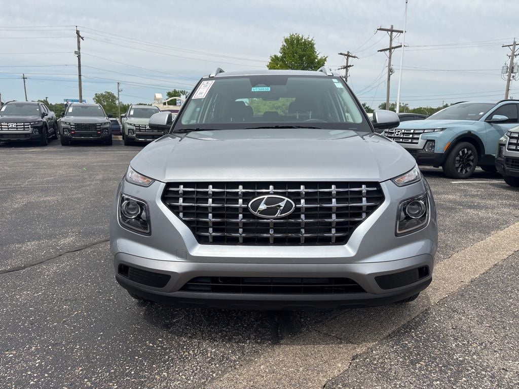 2024 Hyundai VENUE SEL