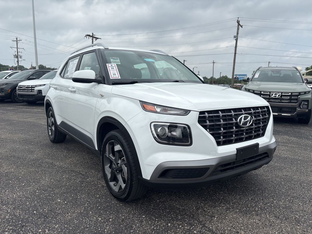2025 Hyundai VENUE SEL