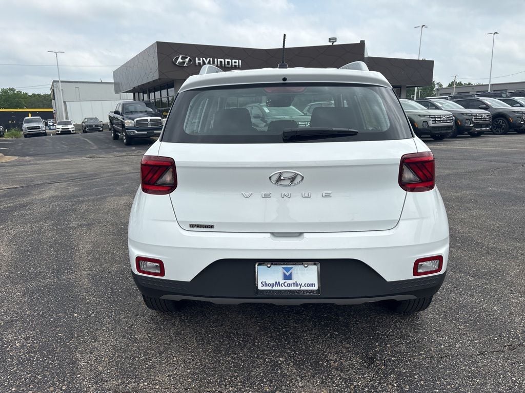 2025 Hyundai VENUE SEL
