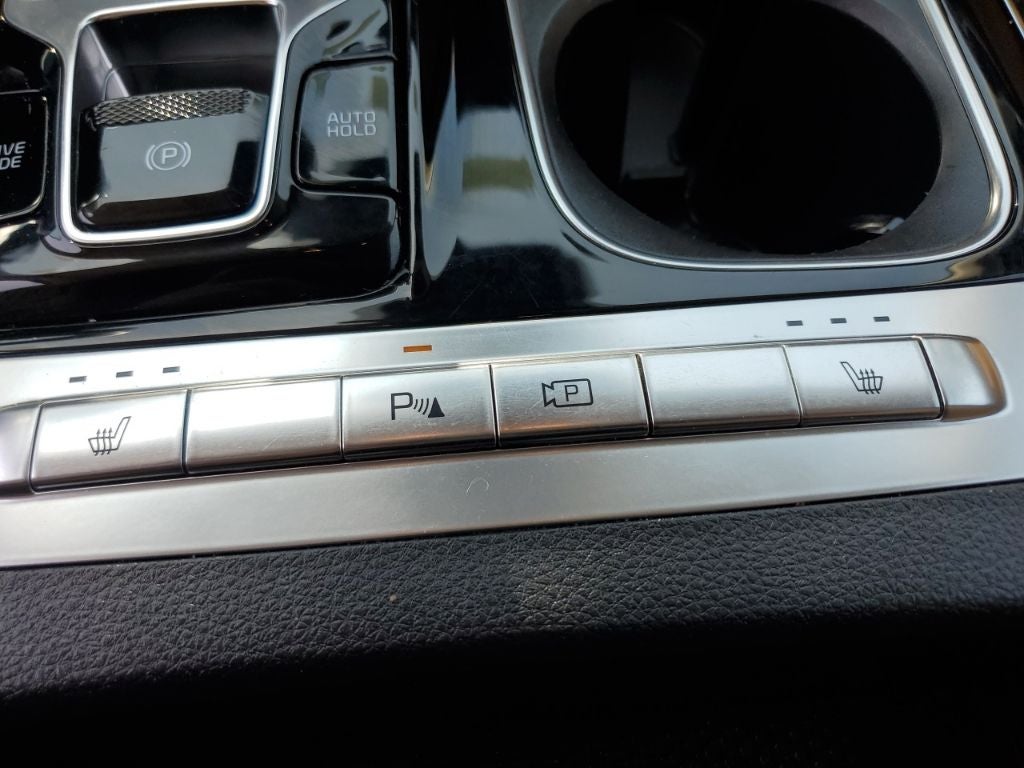 2024 Kia Carnival EX